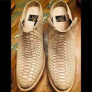 Freebird by Steven mule booties